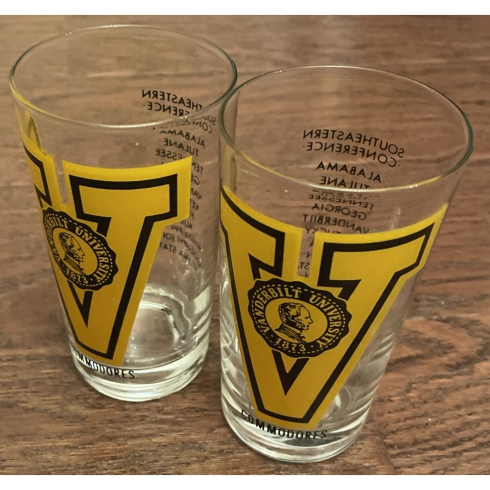 2 Vintage Vanderbilt University Commodores Drinking Bar Glasses Shell Retro 5.5"